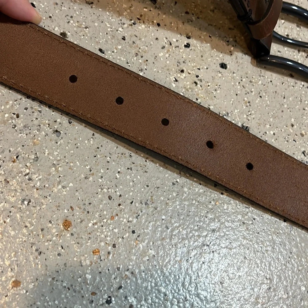 WALMART MENS FULL GRAIN LEATHER BELT DARK BROWN GUN METAL FINISH BUCKLE SIZE 32